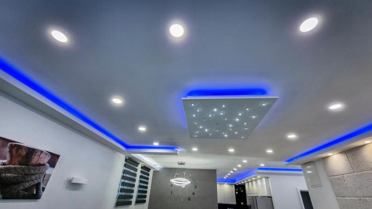 Deluxe Apartment F & M Tucepi Bagian luar foto