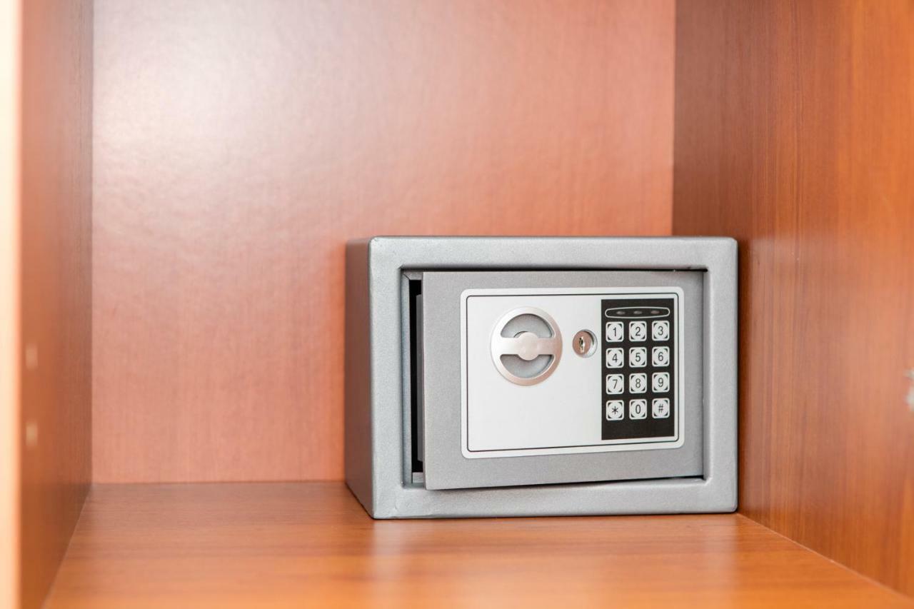Deluxe Apartment F & M Tucepi Bagian luar foto